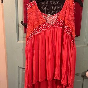 POL High Low Red Floral Tol